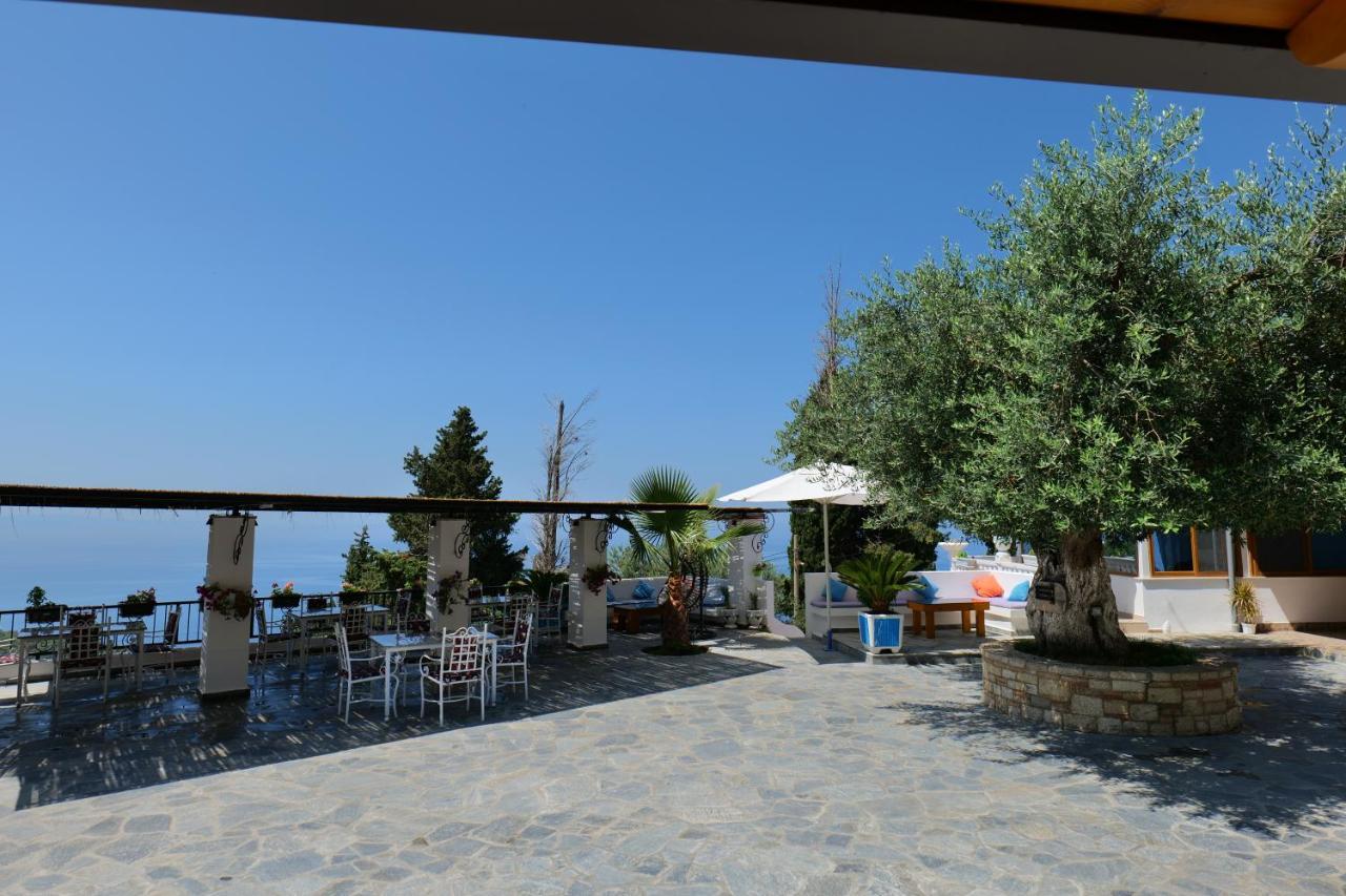 Vila Panorama Piqeras Bed & Breakfast Exterior photo